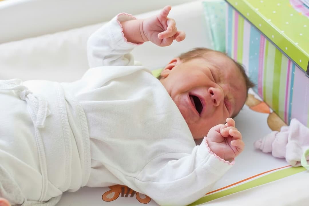 Tắc ruột sơ sinh: Nguyên nhân, dấu hiệu cảnh báo và cách xử trí cấp cứu