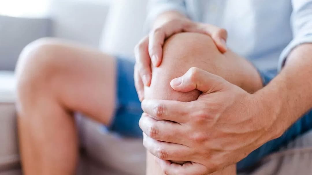 Bệnh khớp do thần kinh (khớp Charcot): Nguyên nhân, triệu chứng và xử trí