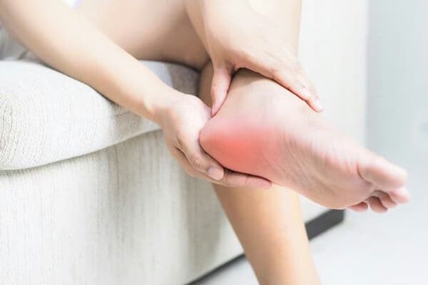 Đau gót chân: Dấu hiệu, nguyên nhân và phương pháp chẩn đoán