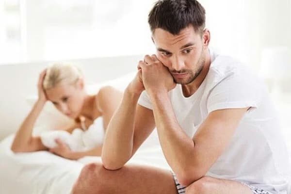 Sa tinh hoàn ở nam giới: Nguyên nhân, dấu hiệu và cách xử trí