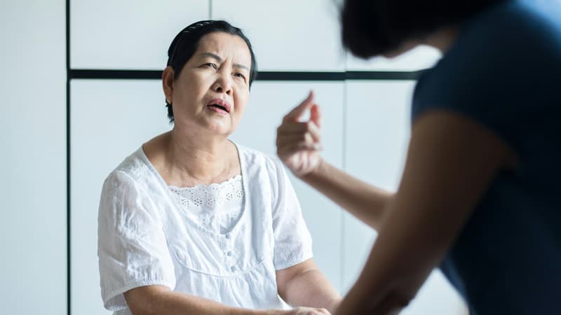 Các biến chứng sau đột quỵ và hướng dẫn chăm sóc phục hồi tại nhà
