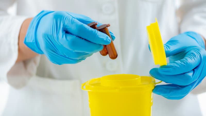 Chất thải rắn y tế nguy hại là gì và nguyên tắc phân loại