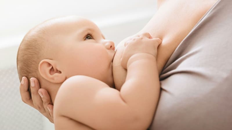 Cương sữa sinh lý bao lâu thì hết và cách xử lý cho mẹ sau sinh