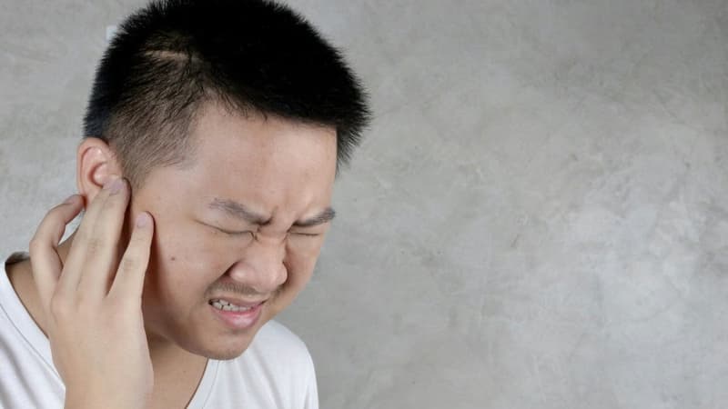 Nổi hạch sau tai không đau: Nguyên nhân và thời điểm cần kiểm tra y tế