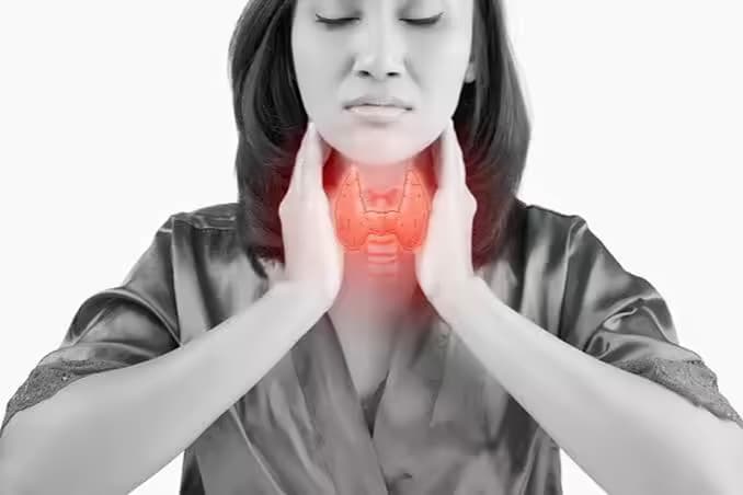 Nhiễm độc giáp: Dấu hiệu, nguyên nhân, chẩn đoán và cách điều trị