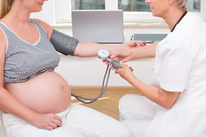 Tăng huyết áp trong thai kỳ: Dấu hiệu, nguyên nhân và cách kiểm soát