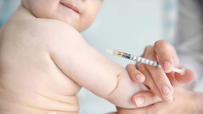 So sánh Beyfortus và Synagis trong phòng ngừa virus hợp bào hô hấp RSV ở trẻ