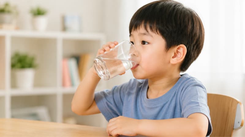 Sữa PediaSure có nóng không và nguyên nhân gây táo bón ở trẻ