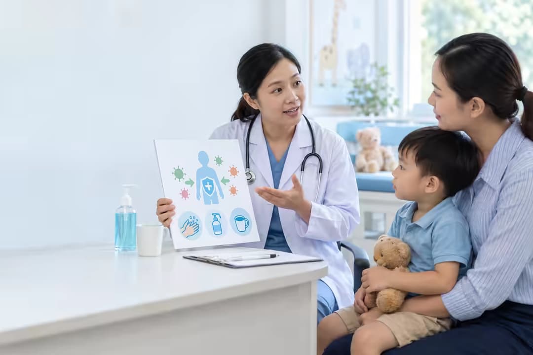 Bệnh tay chân miệng bị rồi có bị lại không và nguyên nhân tái nhiễm