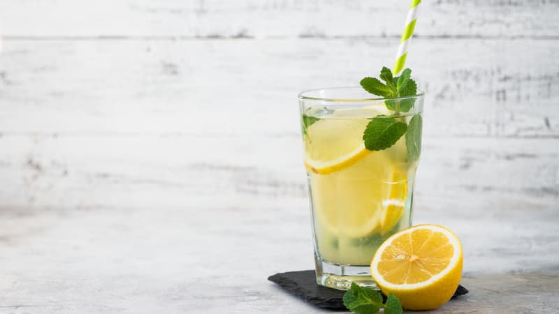 Uống nước chanh mỗi ngày ảnh hưởng thế nào đến sức khỏe của thận
