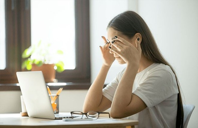 Giảm nhức mỏi mắt khi làm việc nhiều với máy tính - Báo Quảng Ninh điện tử