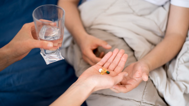 Hướng dẫn chăm sóc dinh dưỡng và vận động sớm cho người bệnh sau đột quỵ