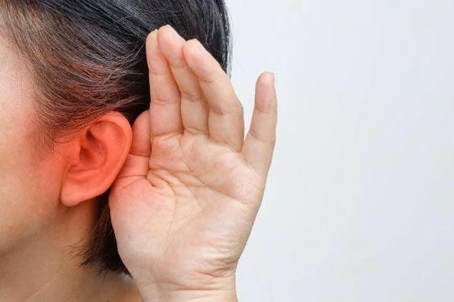 Cấu tạo giải phẫu tai giữa và vị trí xương bàn đạp bị ảnh hưởng bởi bệnh xốp xơ tai