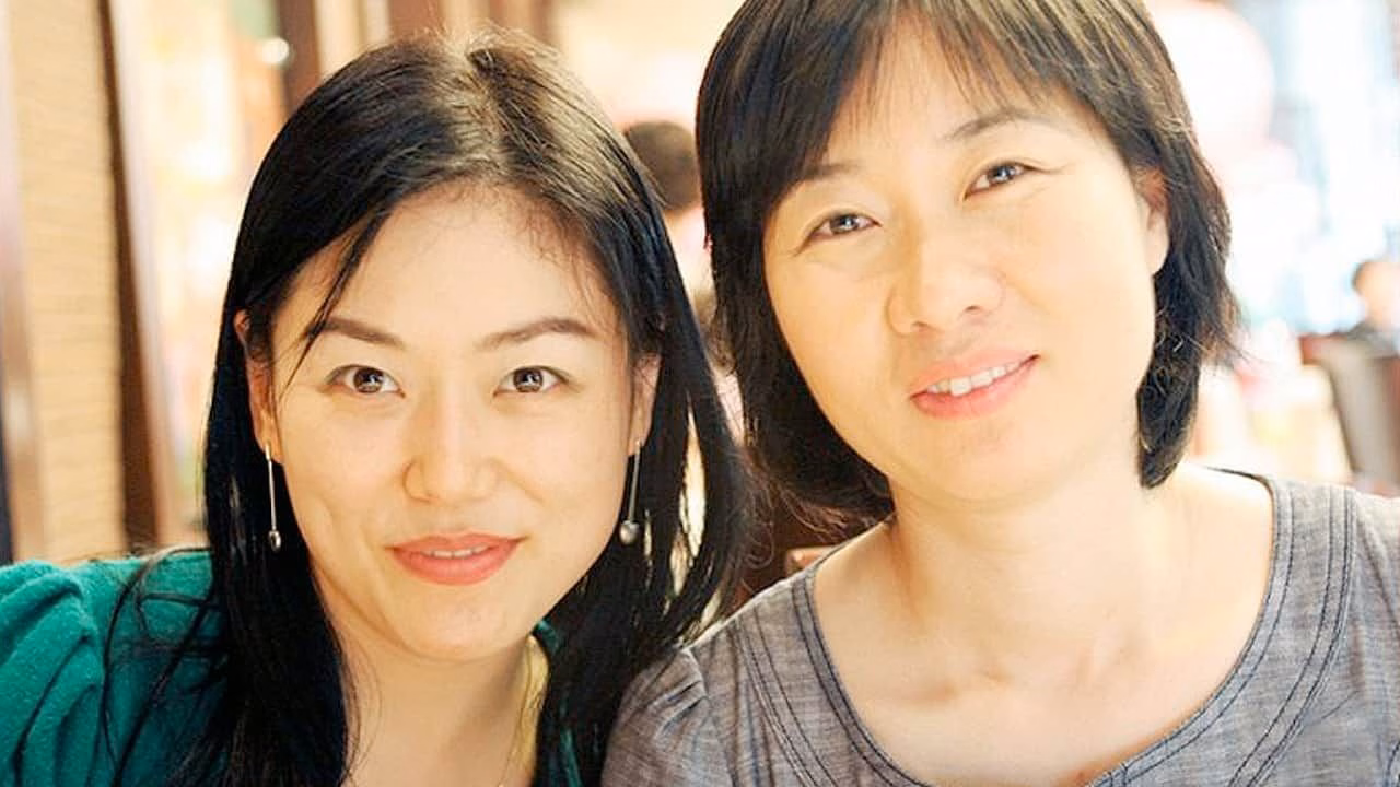 Người phụ nữ thăm khám sức khỏe định kỳ khi xuất hiện triệu chứng mệt mỏi và ngứa da