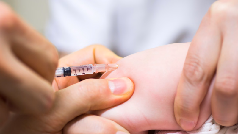 Tiêm vắc xin Abrysvo cho phụ nữ mang thai giúp bảo vệ trẻ sơ sinh khỏi virus RSV