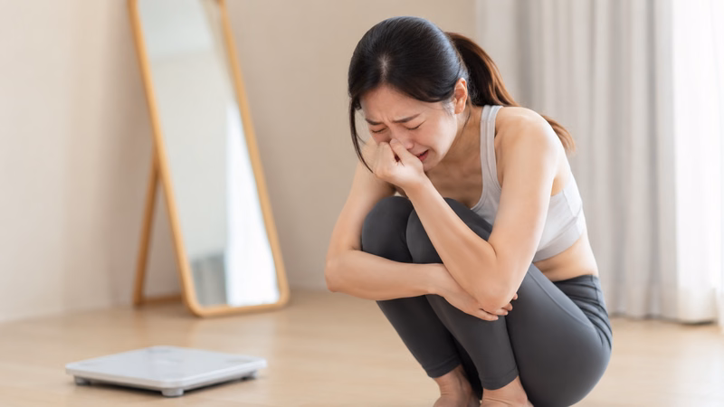 Cơ chế tiêu hao năng lượng và lượng nước tạm thời khi khóc