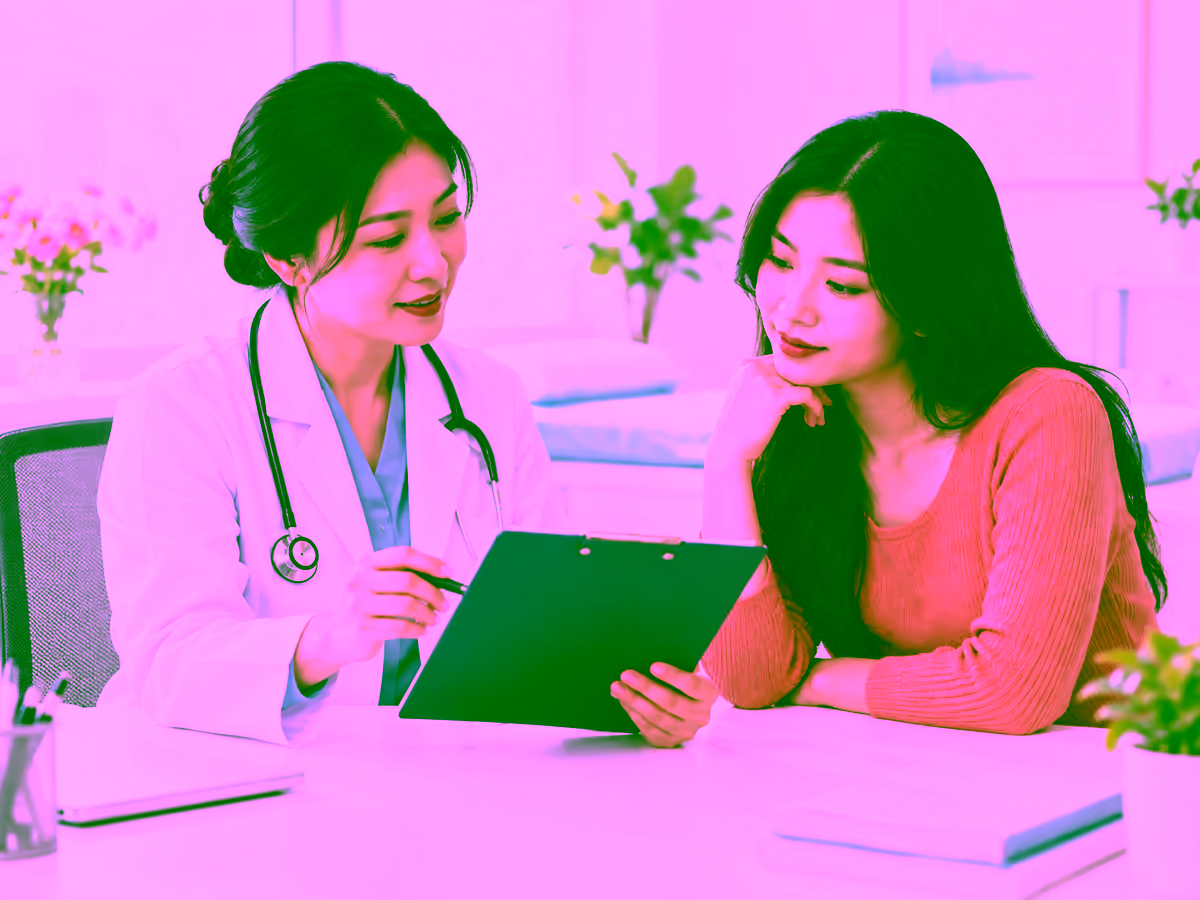 Bác sĩ da liễu tư vấn dấu hiệu lupus ban đỏ