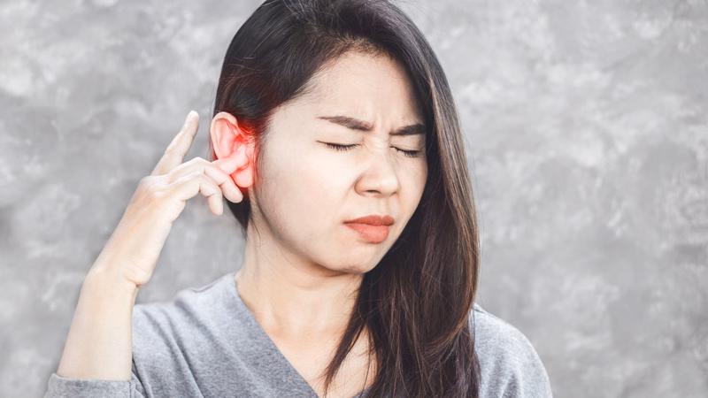 Hiện tượng nghe thấy tiếng ing ing trong tai liên quan đến tình trạng ù tai và rối loạn thính giác