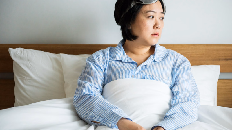 Người bị ngáy to ngưng thở khi ngủ nên đi khám để bảo vệ sức khỏe tim mạch