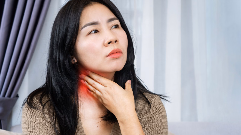 Hình ảnh minh họa vị trí hạch bạch huyết sưng đau ở vùng dưới hàm bên phải