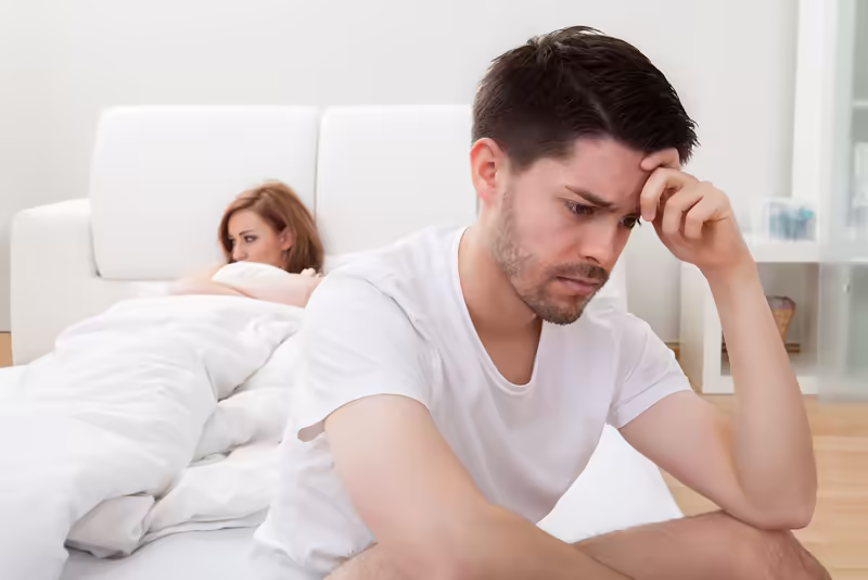 Nam giới mệt mỏi và giảm ham muốn có thể liên quan suy giảm testosterone