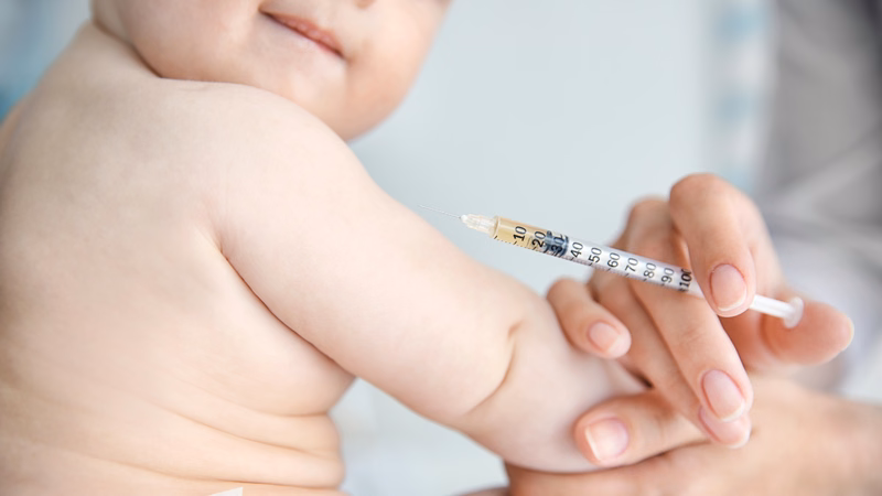 So sánh kháng thể đơn dòng Beyfortus và Synagis trong phòng ngừa virus hợp bào hô hấp RSV ở trẻ nhỏ