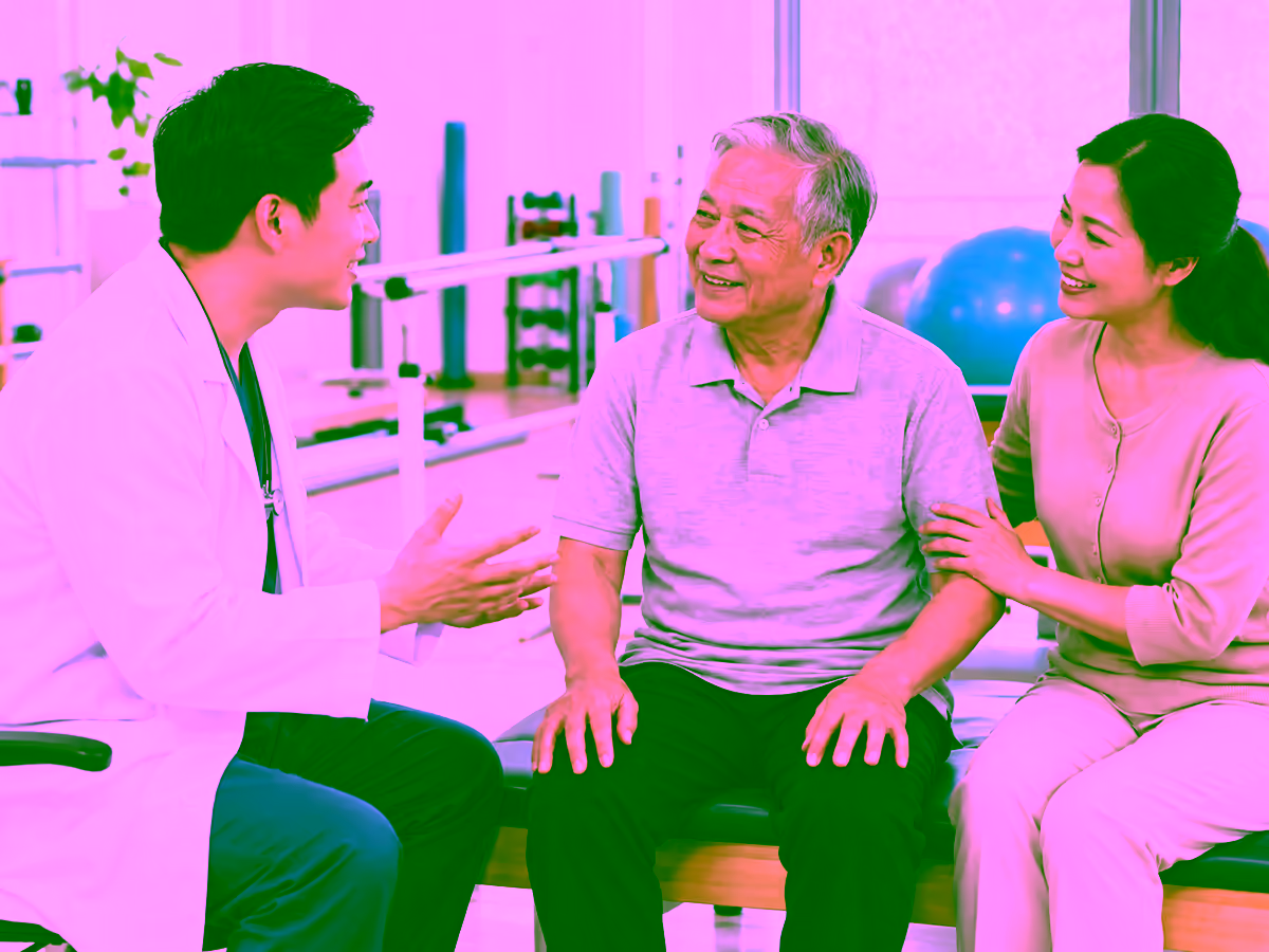 Bác sĩ tư vấn phục hồi sau tai biến mạch máu não