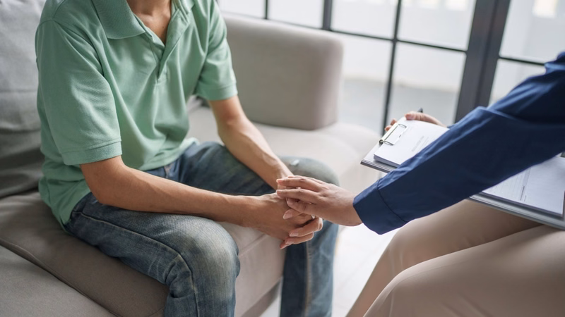 Tổng quan khái niệm therapy và các loại hình trị liệu trong chăm sóc sức khỏe