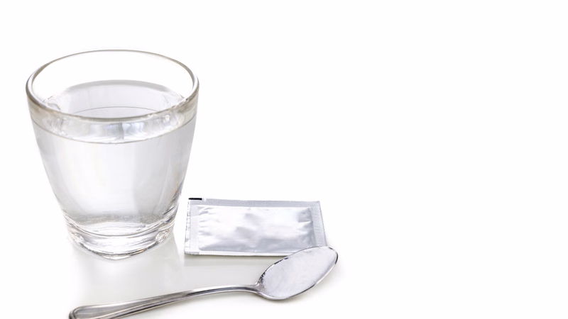 Người bệnh cần thận trọng và tham khảo ý kiến bác sĩ khi sử dụng thuốc Mitux