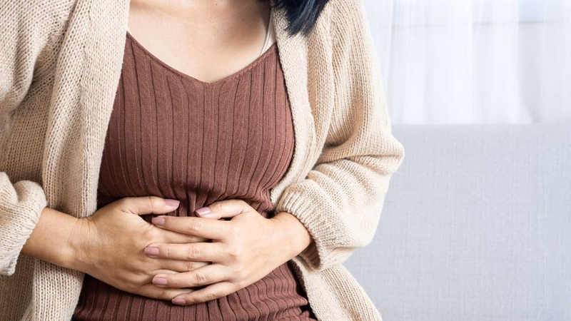 Hình ảnh minh họa các biểu hiện tiêu hóa kéo dài có thể xuất hiện trong ung thư dạ dày giai đoạn đầu