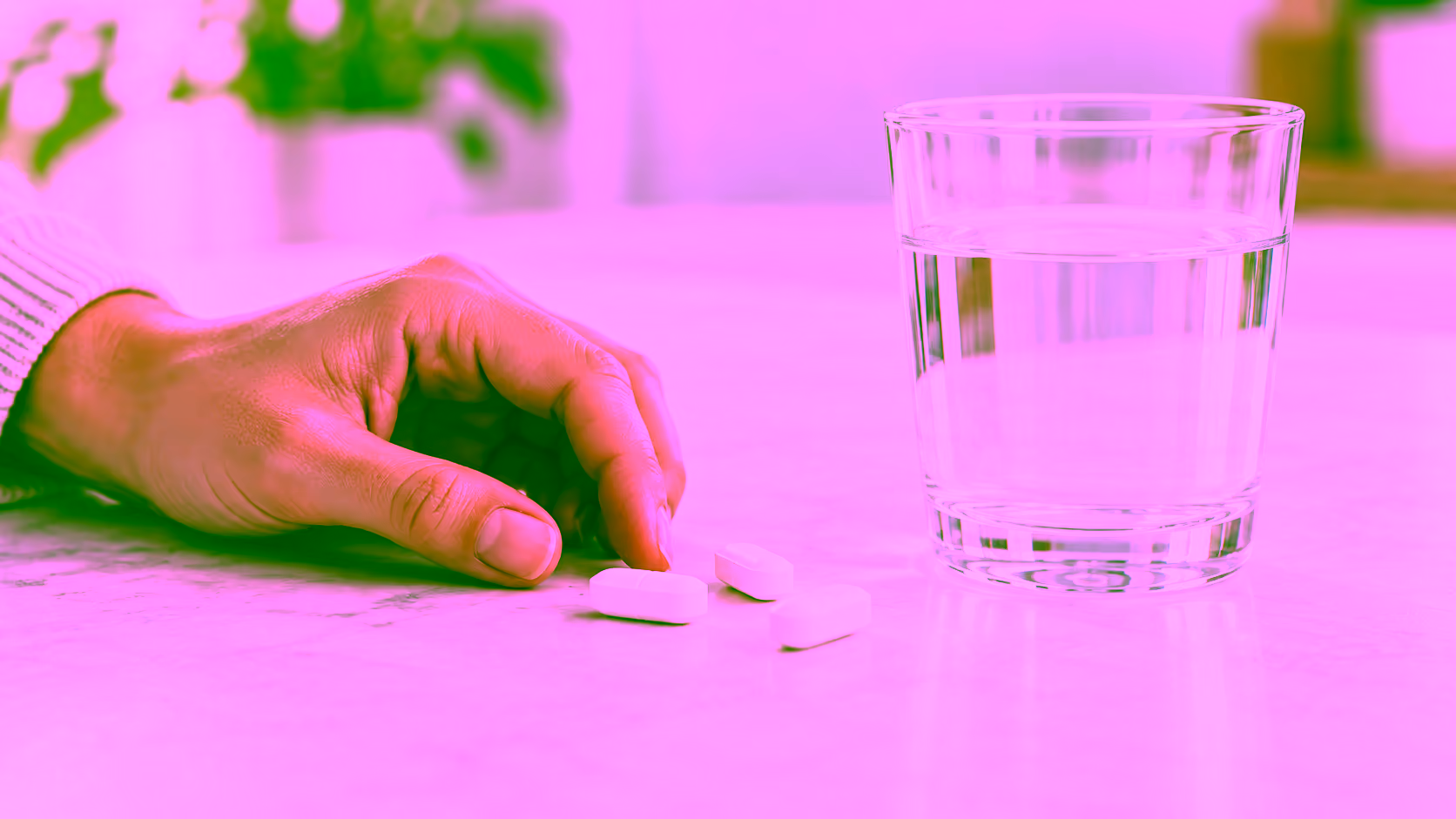 Minh hoạ sử dụng paracetamol